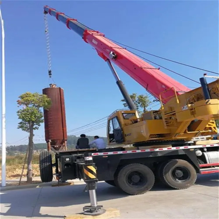 富顺专业吊车租赁多少钱