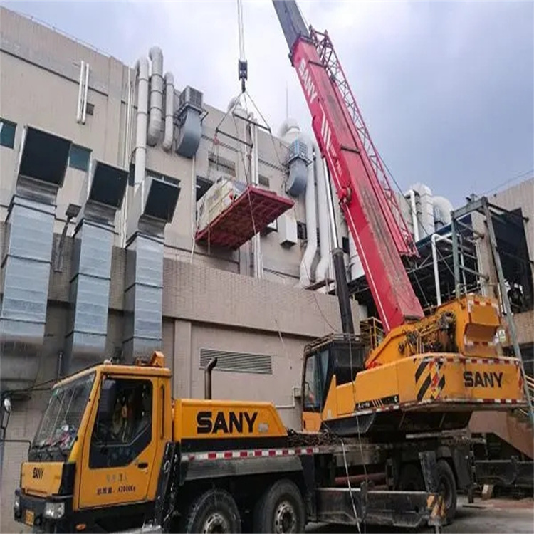 富顺租赁大型汽车吊，助力工程项目高效进行