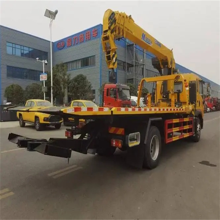 富顺附近小随车吊出租电话，轻松解决搬运烦恼