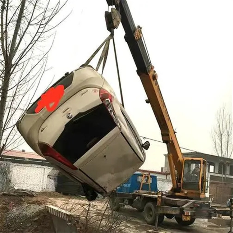 富顺随时待命，吊车24小时道路救援服务全解析