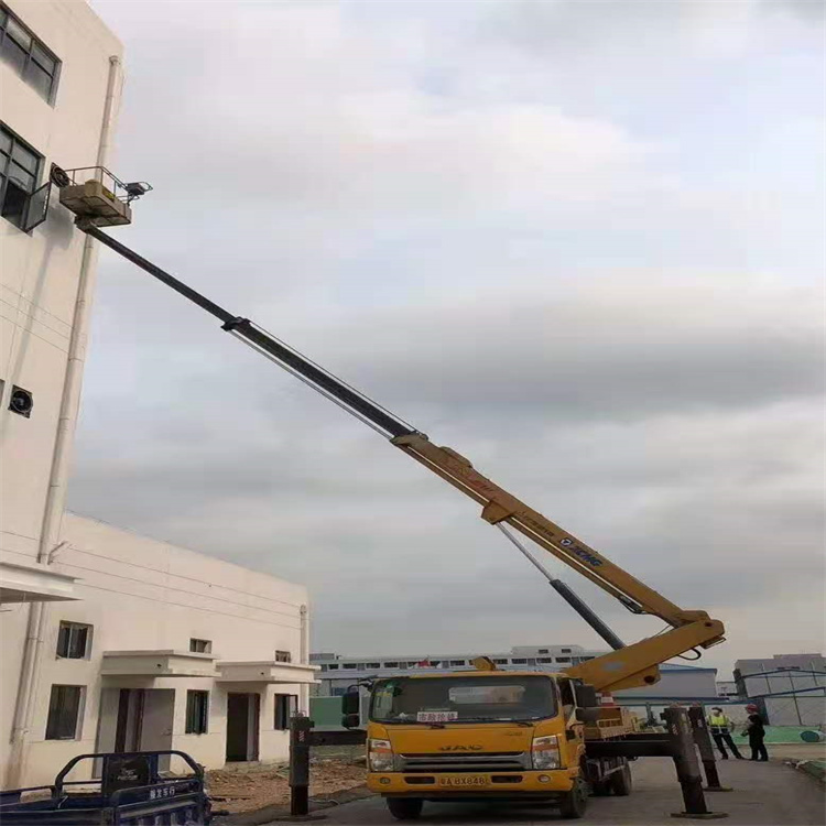 富顺附近高空车出租|市政施工/设备安装专用|随叫随到|亿立达设备租赁